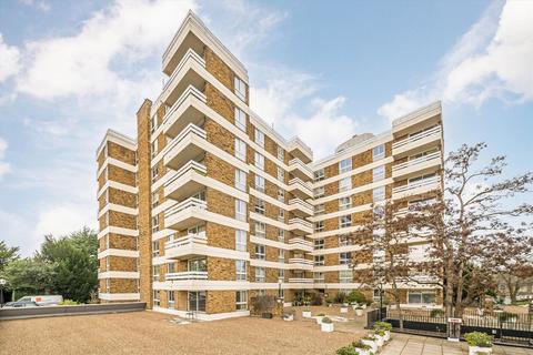 1 bedroom flat for sale, Warwick Drive, London SW15