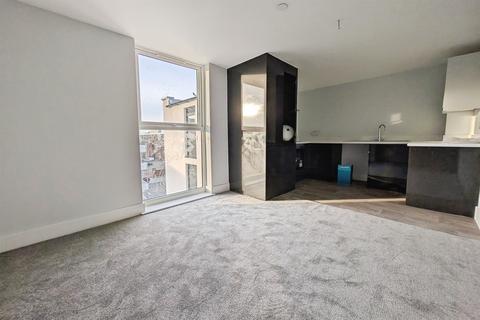 undefined, Canal Walk, Southampton SO14