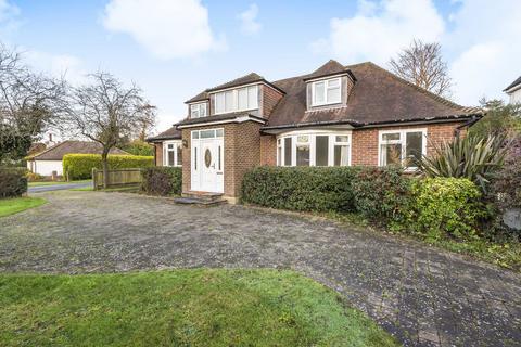 4 bedroom house to rent, Hawkshill Way, Esher KT10