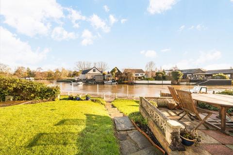 undefined, Riversdale Road, Thames Ditton KT7