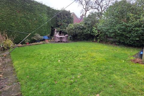 4 bedroom detached house for sale, Walton Drive, Marple