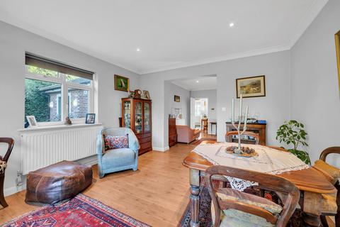2 bedroom detached bungalow for sale, 80 Court Hill, Sanderstead, CR2