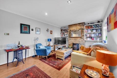 2 bedroom detached bungalow for sale, 80 Court Hill, Sanderstead, CR2