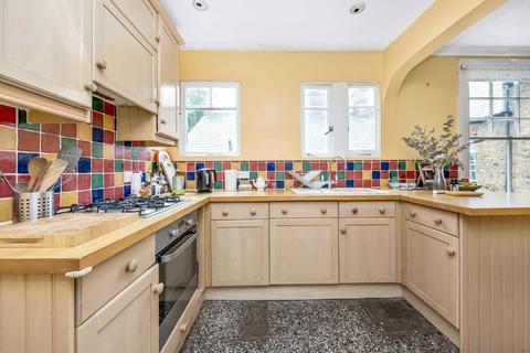 3 bedroom maisonette to rent, Chalsey Road, London SE4