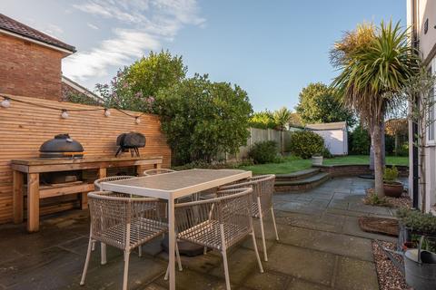 4 bedroom semi-detached house for sale, Westcliff Avenue, Cromer, NR27