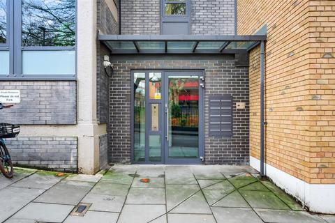 2 bedroom flat to rent, Benjamin Street, Clerkenwell