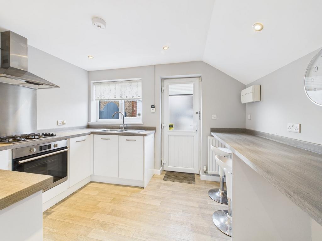 Breakfast/kitchen