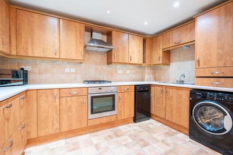 2 bedroom flat for sale, Front Street, Monkseaton, Whitley Bay