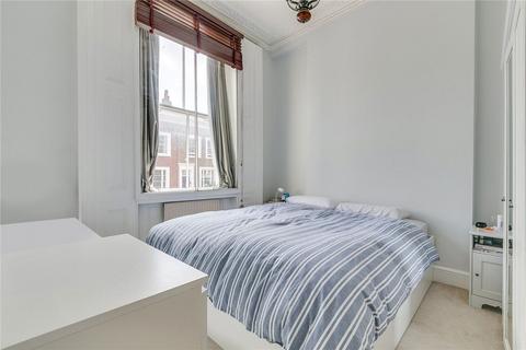 1 bedroom flat to rent, Campden Hill Gardens, London W8