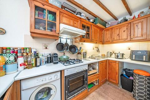 2 bedroom flat for sale, Sutherland Avenue, London W9