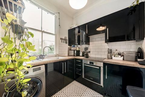 1 bedroom flat for sale, Oakington Road, LONDON W9