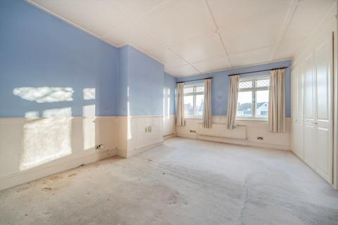 3 bedroom house for sale, Park Road, Hampton TW12