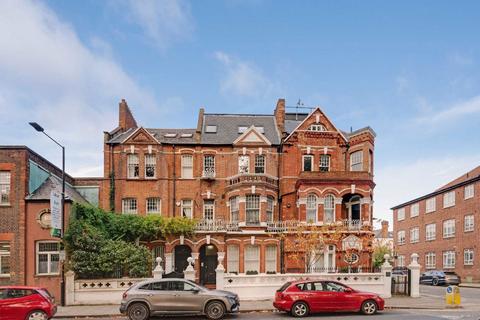 Studio for sale, Parsons Green, London SW6