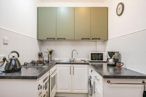 1 bedroom flat for sale, Wyfold Road, London SW6