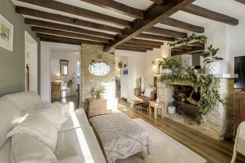 3 bedroom terraced house for sale, Church Road, Piddington, Northampton, NN7