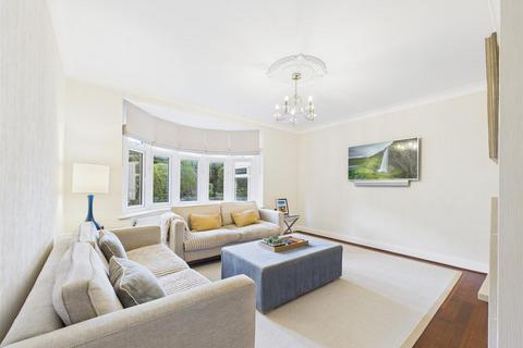 5 bedroom detached house for sale, Kennersdene, Tynemouth