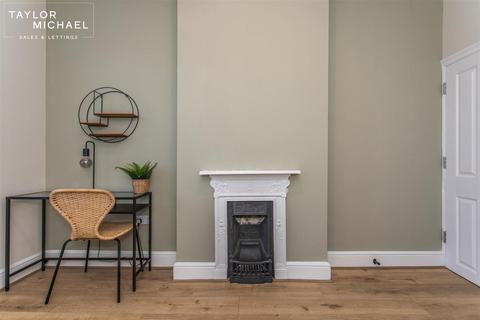 undefined, Brighton Road, Worthing