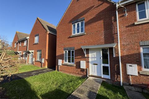 3 bedroom end of terrace house to rent, Highworth Road, Swindon SN3