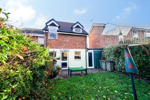 2 bedroom semi-detached house for sale, Ullswater Drive, Leighton Buzzard