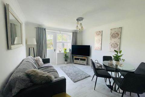 1 bedroom townhouse for sale, Hall Meadow Drive, Halfway, S20