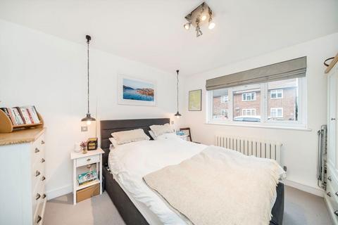 2 bedroom flat for sale, Cambray Road, London SW12
