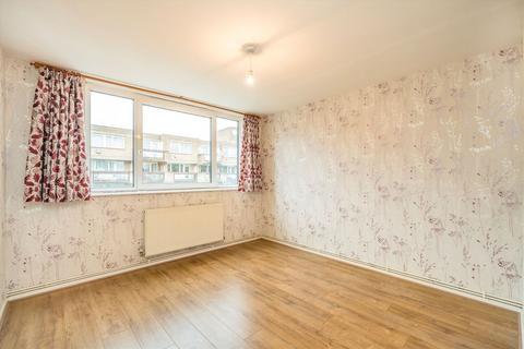 3 bedroom flat for sale, Aldsworth Close, Maida Vale W9