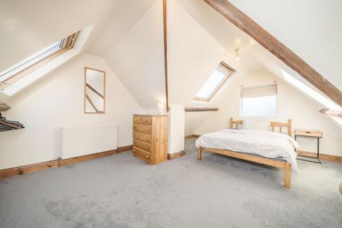 3 bedroom flat for sale, East Churchfield Road, London W3