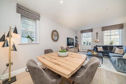 2 bedroom flat for sale, Chadwick Place, Surbiton KT6
