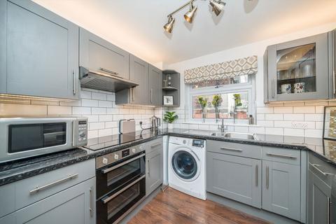1 bedroom flat for sale, Upper Brighton Road, Surbiton KT6