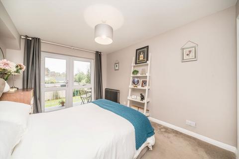 1 bedroom flat for sale, Upper Brighton Road, Surbiton KT6