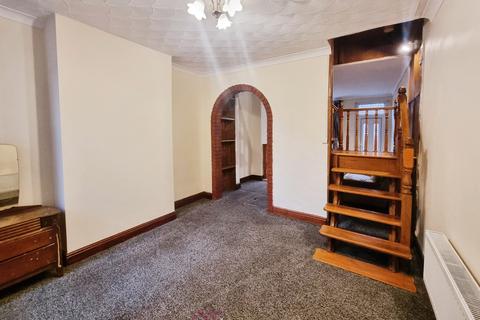2 bedroom terraced house for sale, Shadyside, Doncaster DN4