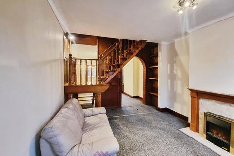 2 bedroom terraced house for sale, Shadyside, Doncaster DN4