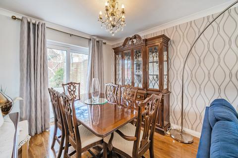 5 bedroom semi-detached house to rent, Charlton Court Road, Charlton Kings, GL52