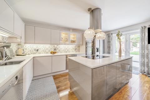 undefined, Charlton Court Road, Charlton Kings, GL52