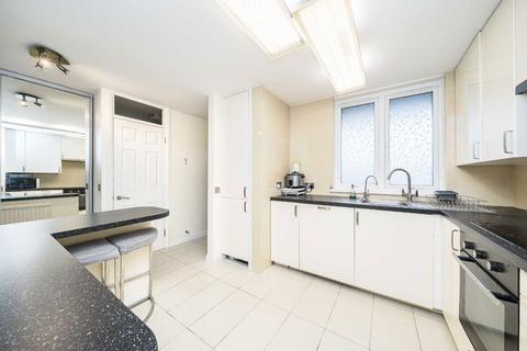 3 bedroom flat for sale, New Place Square, London SE16