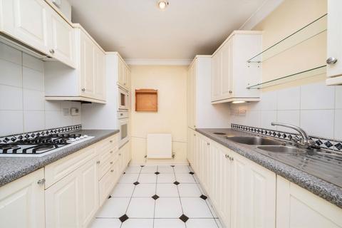 2 bedroom flat for sale, Corney Reach Way, London W4