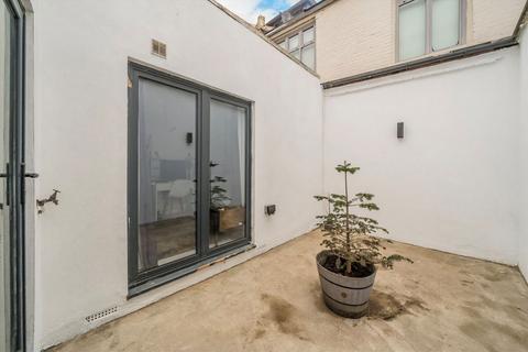 2 bedroom flat for sale, Hornsey Road, LONDON N7