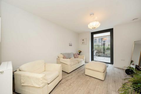 1 bedroom flat for sale, Coster Avenue, London N4