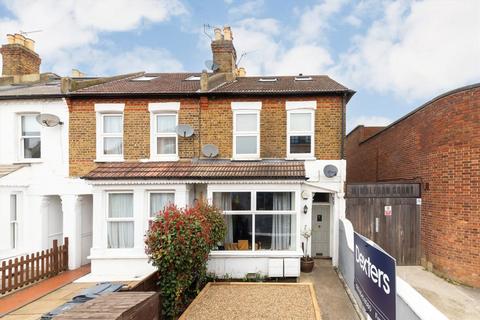 2 bedroom flat for sale, Kingston Road, London SW19