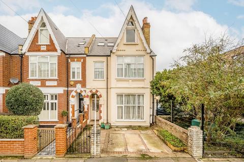Effra Road, London SW19