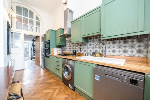 3 bedroom house for sale, Asylum Road, London SE15