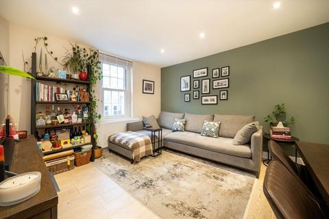 3 bedroom terraced house for sale, Shepperton Road, London N1