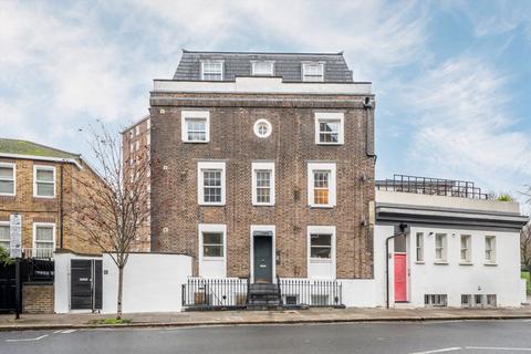 3 bedroom terraced house for sale, Shepperton Road, London N1