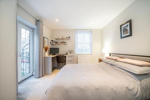 3 bedroom terraced house for sale, Shepperton Road, London N1