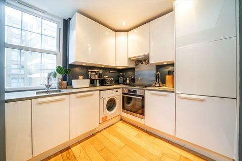 3 bedroom terraced house for sale, Shepperton Road, London N1