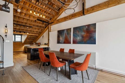 3 bedroom flat for sale, Shad Thames, London SE1