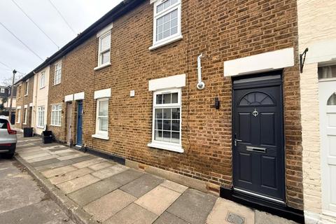 3 bedroom terraced house for sale, Trinity Road, Surrey