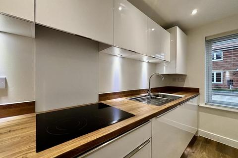 3 bedroom semi-detached house to rent, Payne Way, Nuneaton CV11