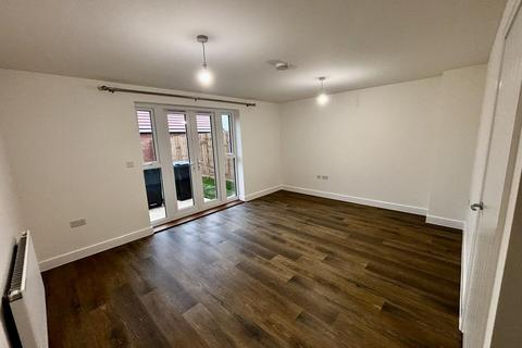 3 bedroom semi-detached house to rent, Payne Way, Nuneaton CV11