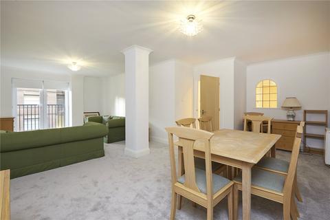 3 bedroom apartment to rent, Newton Street, London, WC2B
